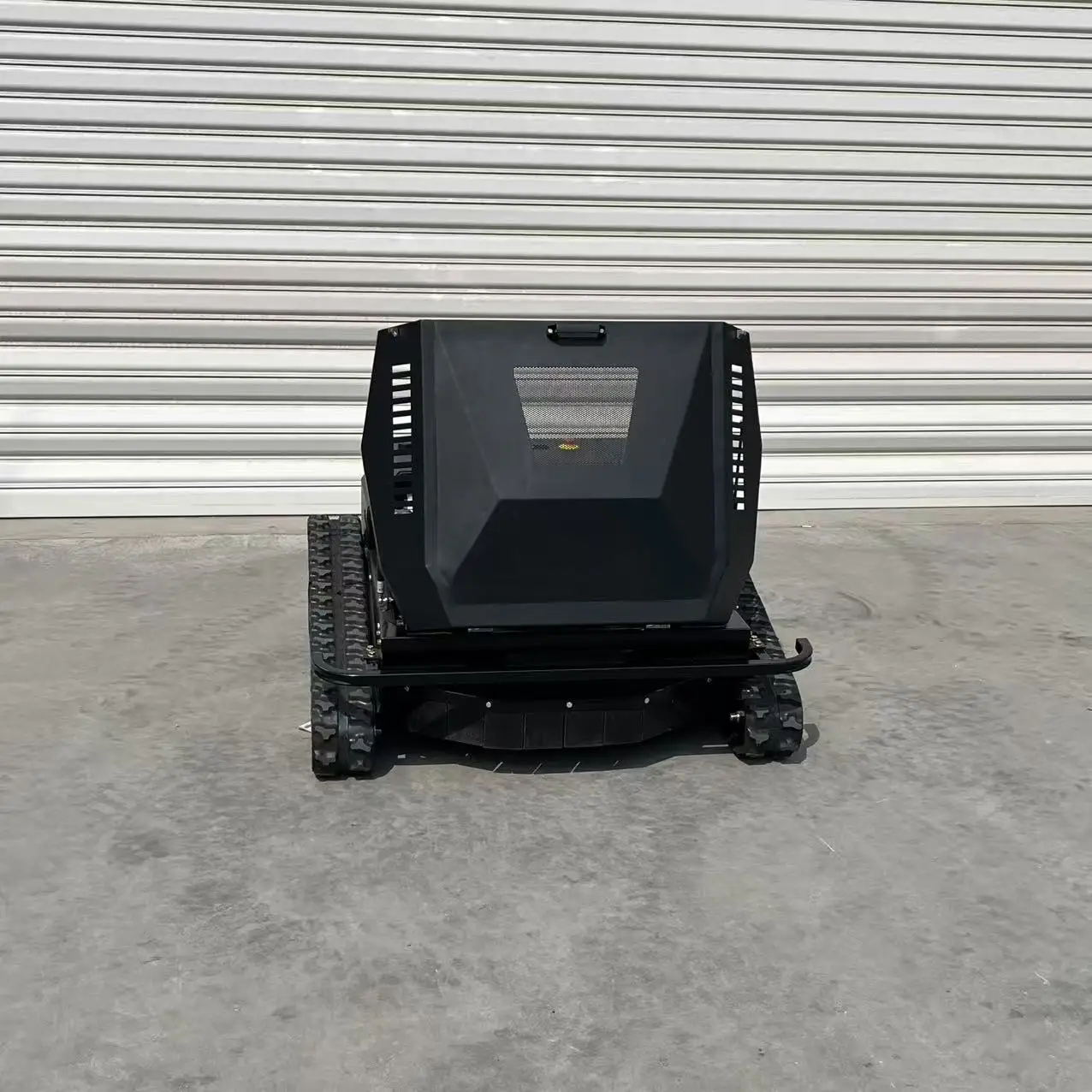 800mm Powered Zero-Turn Lawn Mower Precision Mowing High Efficiency Convenient Design Control Customized Lawn Care Equipment
800mm Powered Zero-Turn Lawn Mower Precision Mowing High Efficiency Convenient Design Control Customized Lawn Care Equipment