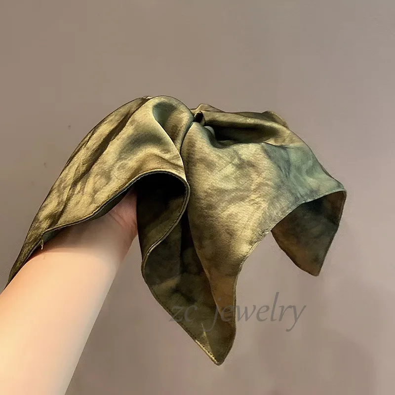 New Chinese Style Green Tie-Dye Large Square Scarf Hair Tie for Women High-End Low Ponytail Versatile Hair Accessory
New Chinese Style Green Tie-Dye Large Square Scarf Hair Tie for Women High-End Low Ponytail Versatile Hair Accessory
