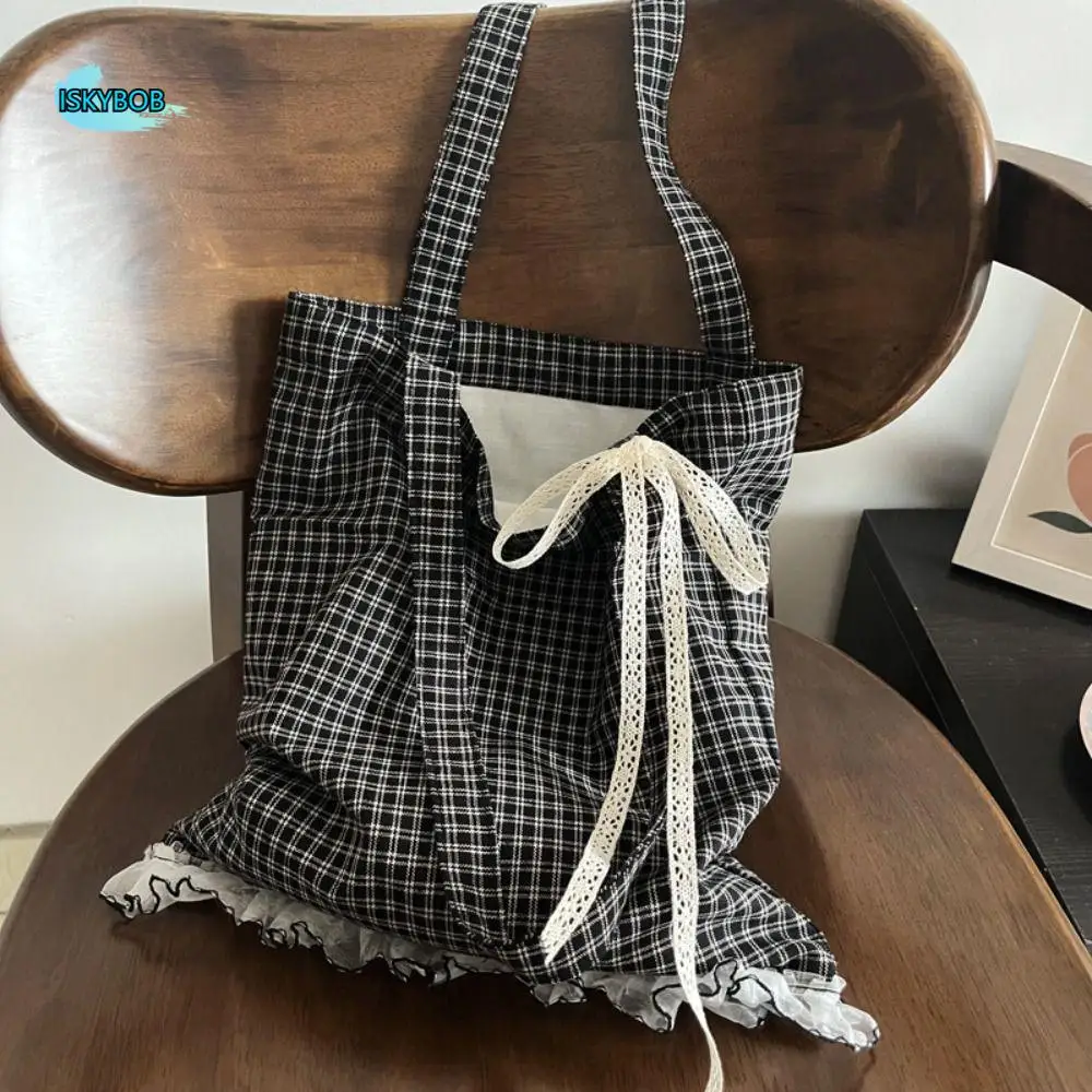 Portable Polka Dot Ruffle Lace Canvas Bag Sweet Korean Style Bow Shoulder Bag Casual Large Capacity Plaid Shoulder Bag Student
Portable Polka Dot Ruffle Lace Canvas Bag Sweet Korean Style Bow Shoulder Bag Casual Large Capacity Plaid Shoulder Bag Student