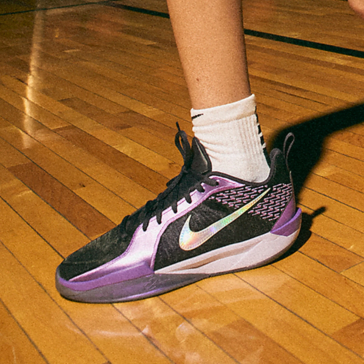 Nike genuine seasonal new children's sports durable and fashionable basketball shoes FQ7376-500
Nike genuine seasonal new children's sports durable and fashionable basketball shoes FQ7376-500
