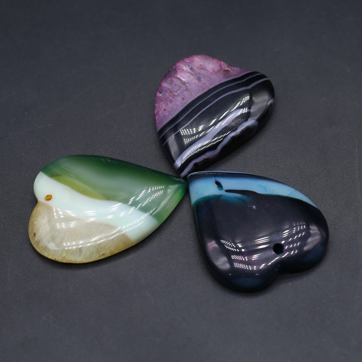 Heart Shape Natural Striped Agate Pendant Charms Natural Stone Pendant Reiki for DIY Jewelry Necklace Accessories Making 42x34mm
Heart Shape Natural Striped Agate Pendant Charms Natural Stone Pendant Reiki for DIY Jewelry Necklace Accessories Making 42x34mm
