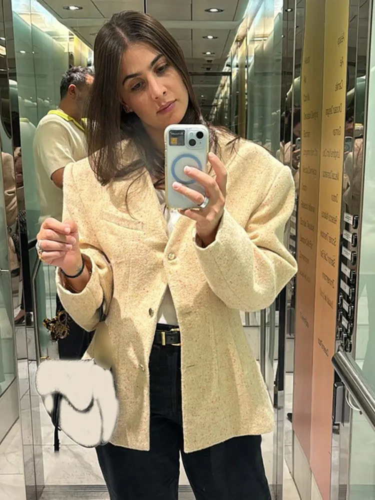Women's Solid V-neck Jacket Fashion Full Sleeve Single-breasted Pocket Loose Coat 2025 New Autumn Chic Lady Daily Street Outwear
Women's Solid V-neck Jacket Fashion Full Sleeve Single-breasted Pocket Loose Coat 2025 New Autumn Chic Lady Daily Street Outwear