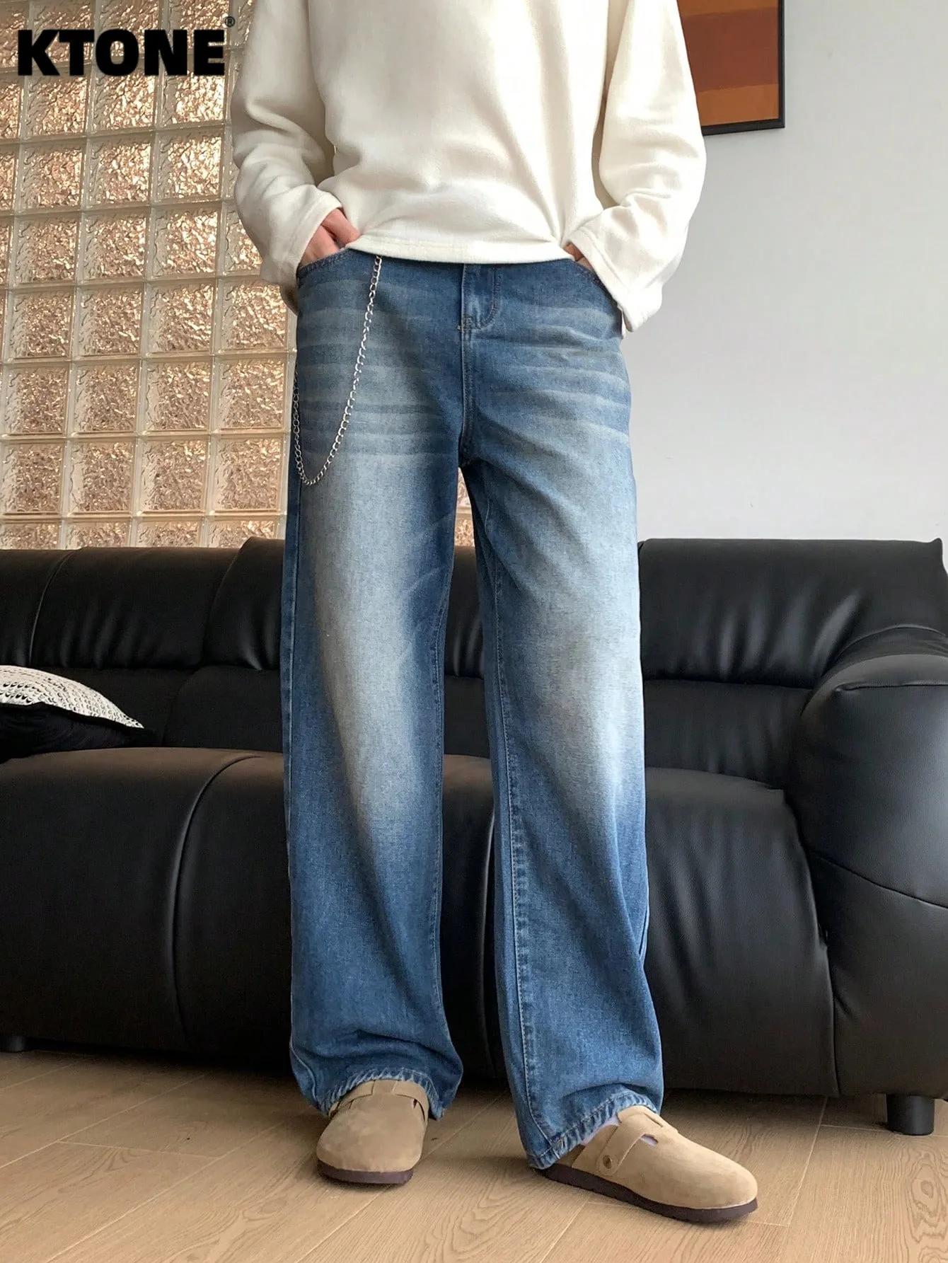 Men's Blue Baggy Jeans Pants Y2K Original Drip Fashion Casual Denim Trousers No accessories or belts included
Men's Blue Baggy Jeans Pants Y2K Original Drip Fashion Casual Denim Trousers No accessories or belts included