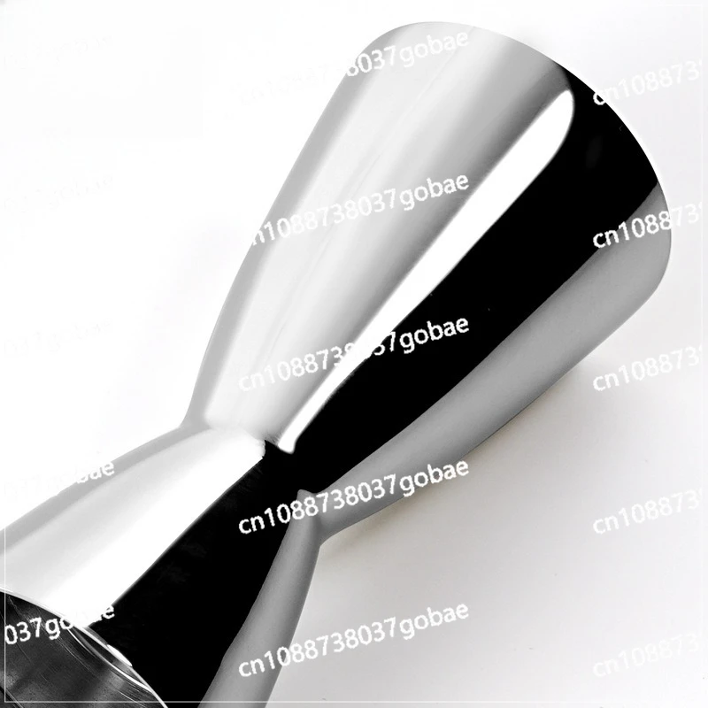 Measuring cup 30/60ml bartending tool, ounce cup with scale
Measuring cup 30/60ml bartending tool, ounce cup with scale