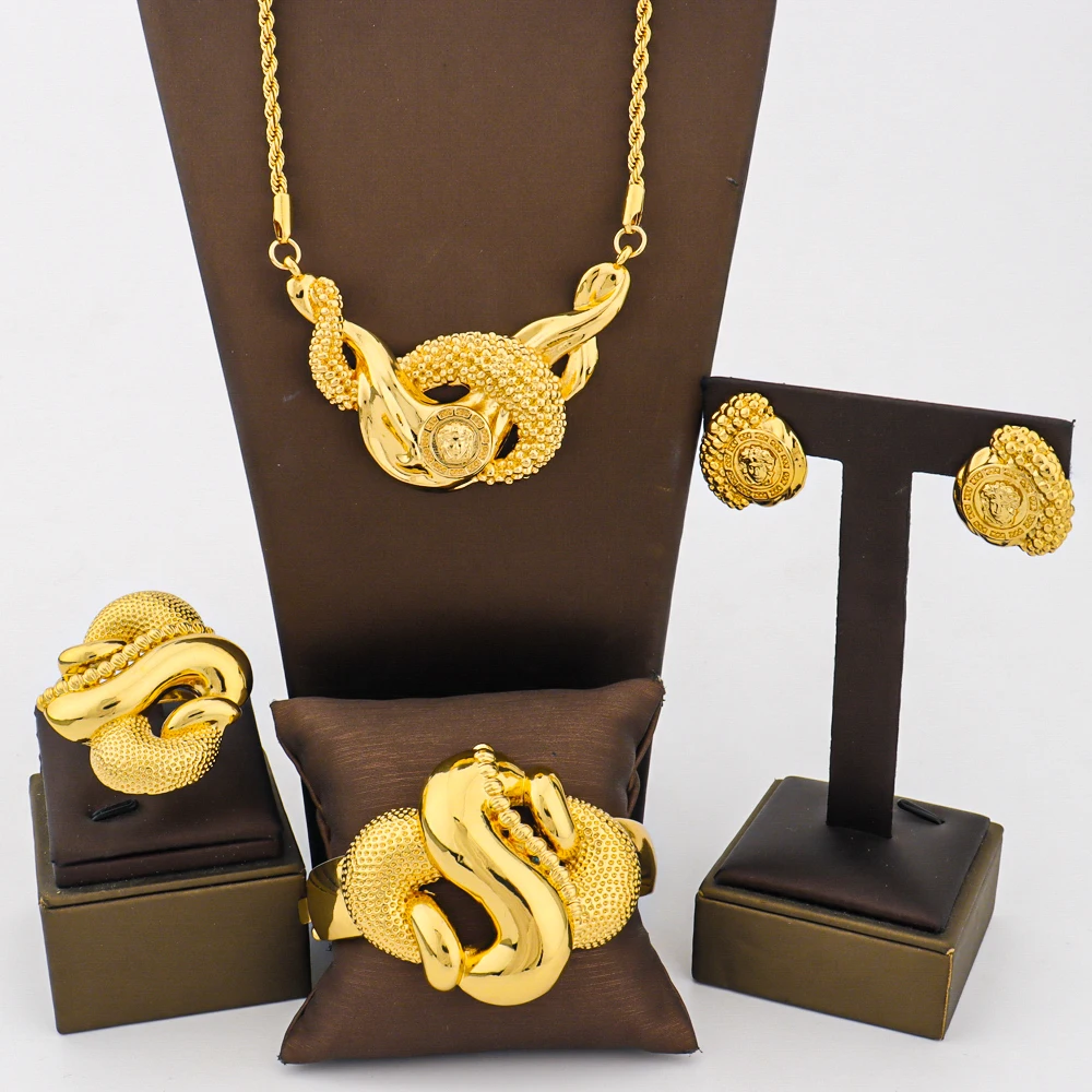 Brazil Necklace Earrings Ring And Bangle Set for Women Gold Color Unique Pattern Jewelry Accessories For Women's Day
Brazil Necklace Earrings Ring And Bangle Set for Women Gold Color Unique Pattern Jewelry Accessories For Women's Day