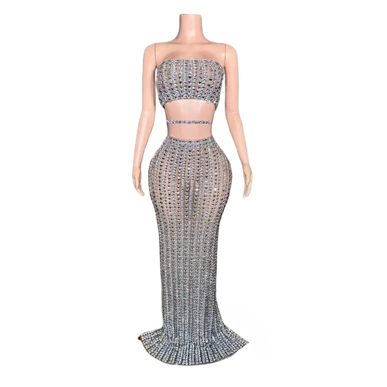 Party Stage Performance Dress Set with Halter Top And Wrap around Skirt for Women Stage Costumes Traditional Ethnic...
Party Stage Performance Dress Set with Halter Top And Wrap around Skirt for Women Stage Costumes Traditional Ethnic...