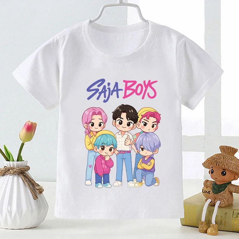 Детская футболка с принтом Kpop Demon Hunters Saja Boys, новые летние топы для девочек, модная детская одежда, детские футболки с короткими рукавами
Детская футболка с принтом Kpop Demon Hunters Saja Boys, новые летние топы для девочек, модная детская одежда, детские футболки с короткими рукавами