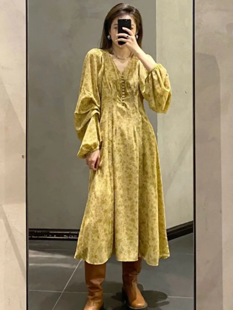 Платье-туника в японском стиле с цветочным принтом, Vestidos Mujer, платье с v-образным вырезом и длинными рукавами, осенние шикарные платья-туники, женские шикарные платья на пуговицах, Ropa Mujer
Платье-туника в японском стиле с цветочным принтом, Vestidos Mujer, платье с v-образным вырезом и длинными рукавами, осенние шикарные платья-туники, женские шикарные платья на пуговицах, Ropa Mujer