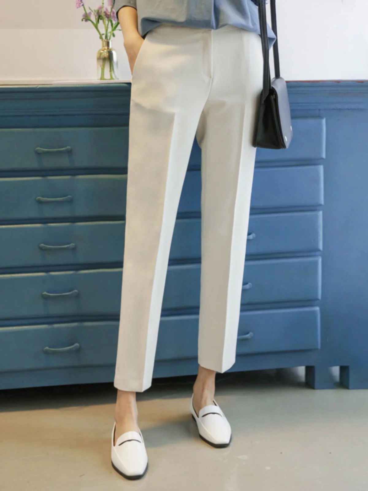 White Straight Leg Work Pants Women's Nine Points Slim Fit Casual Professional Trousers Summer New Style Pocket Detail ...
White Straight Leg Work Pants Women's Nine Points Slim Fit Casual Professional Trousers Summer New Style Pocket Detail ...