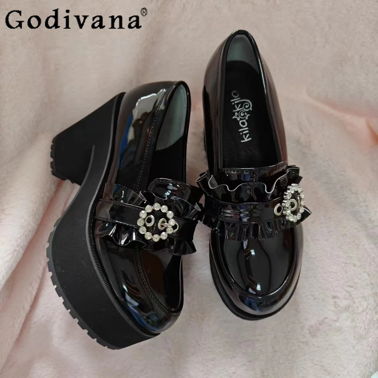 Japanese Original Sweet Cute Girl Mine Series Rhinestone Lace High Heels Round Head Thick Heel Jk Uniform Mary Jane Single Shoes
Japanese Original Sweet Cute Girl Mine Series Rhinestone Lace High Heels Round Head Thick Heel Jk Uniform Mary Jane Single Shoes