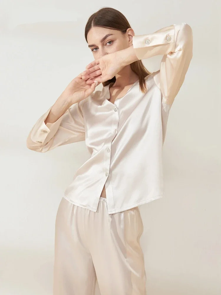 19 мм НАСТОЯЩИЙ 100% тутовый шелк, рубашка с длинными рукавами и брюки с цветными блоками, комплект из 2 предметов, пижамный комплект, кардиган с v-образным вырезом, домашняя одежда, пижама
19 мм НАСТОЯЩИЙ 100% тутовый шелк, рубашка с длинными рукавами и брюки с цветными блоками, комплект из 2 предметов, пижамный комплект, кардиган с v-образным вырезом, домашняя одежда, пижама