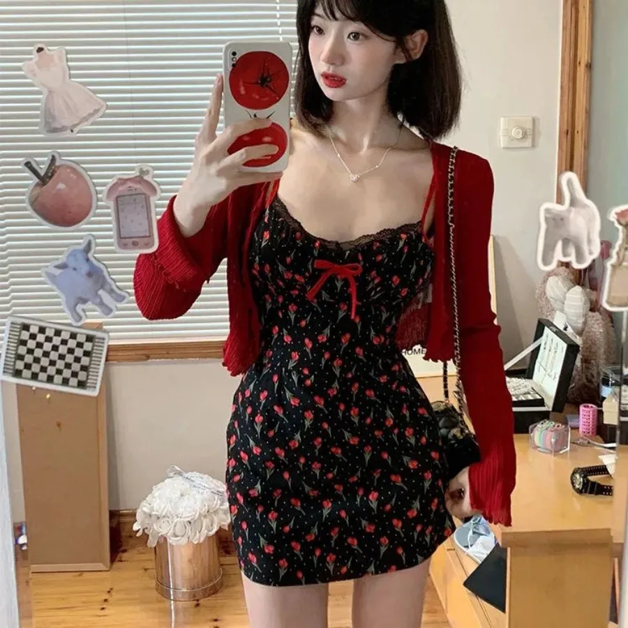 【New style】Olanshi French sweet babes waist suspender dress women cardigan coat suit women floral bag hip skirt
【New style】Olanshi French sweet babes waist suspender dress women cardigan coat suit women floral bag hip skirt