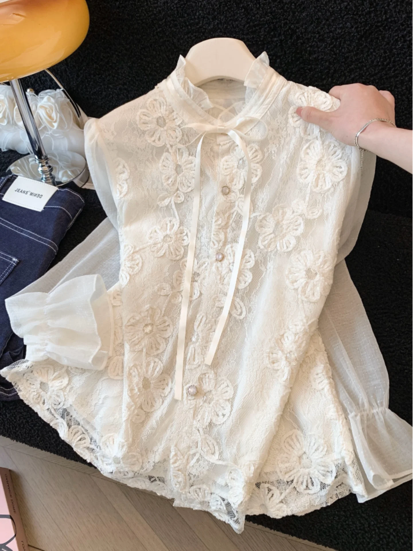 Elegant Embroidered Chiffon Long Sleeve Shirt Women's Loose Fashionable Top Spring 2026 Unique Beautiful Luxury Style Butterf...
Elegant Embroidered Chiffon Long Sleeve Shirt Women's Loose Fashionable Top Spring 2026 Unique Beautiful Luxury Style Butterf...