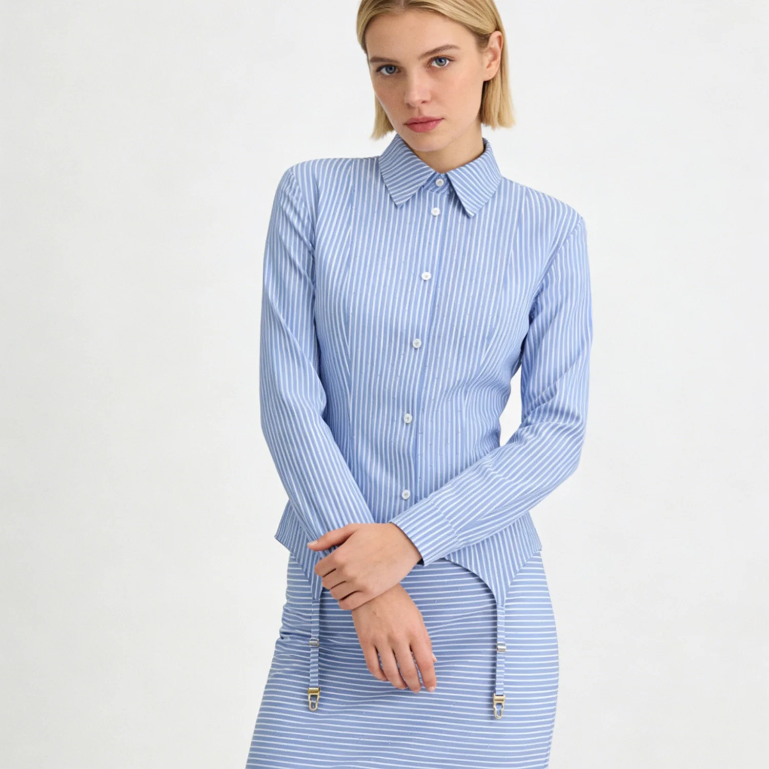 DNBS 2026 Elegant Striped Shirt: Tailored fit, point collar, unique hanging straps. Slimming design, perfect for office & dates.
DNBS 2026 Elegant Striped Shirt: Tailored fit, point collar, unique hanging straps. Slimming design, perfect for office & dates.