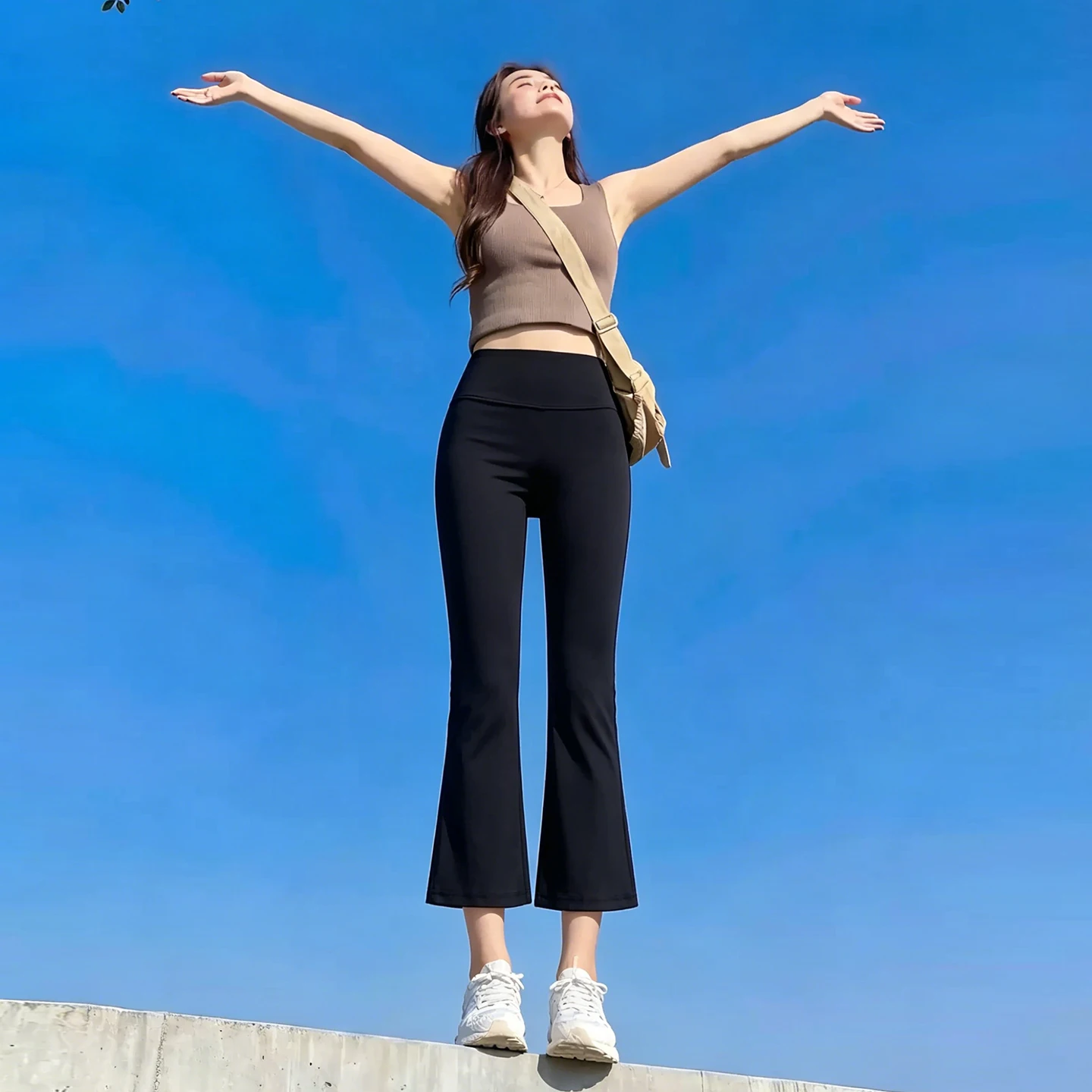 Premium Women High Waist Ankle Length Flare Pants Tummy Control Slim Soft Stretch Breathable Casual Sports Running Fitness Yoga
Premium Women High Waist Ankle Length Flare Pants Tummy Control Slim Soft Stretch Breathable Casual Sports Running Fitness Yoga