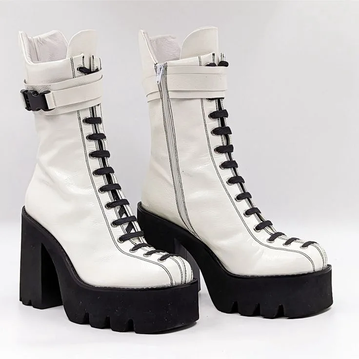 Punk Style Round Toe Platform Lace Up Mid-Calf Women Boots Wedges Chunky High Heels Zipper Design Large Size Cool Girs Shoes
Punk Style Round Toe Platform Lace Up Mid-Calf Women Boots Wedges Chunky High Heels Zipper Design Large Size Cool Girs Shoes
