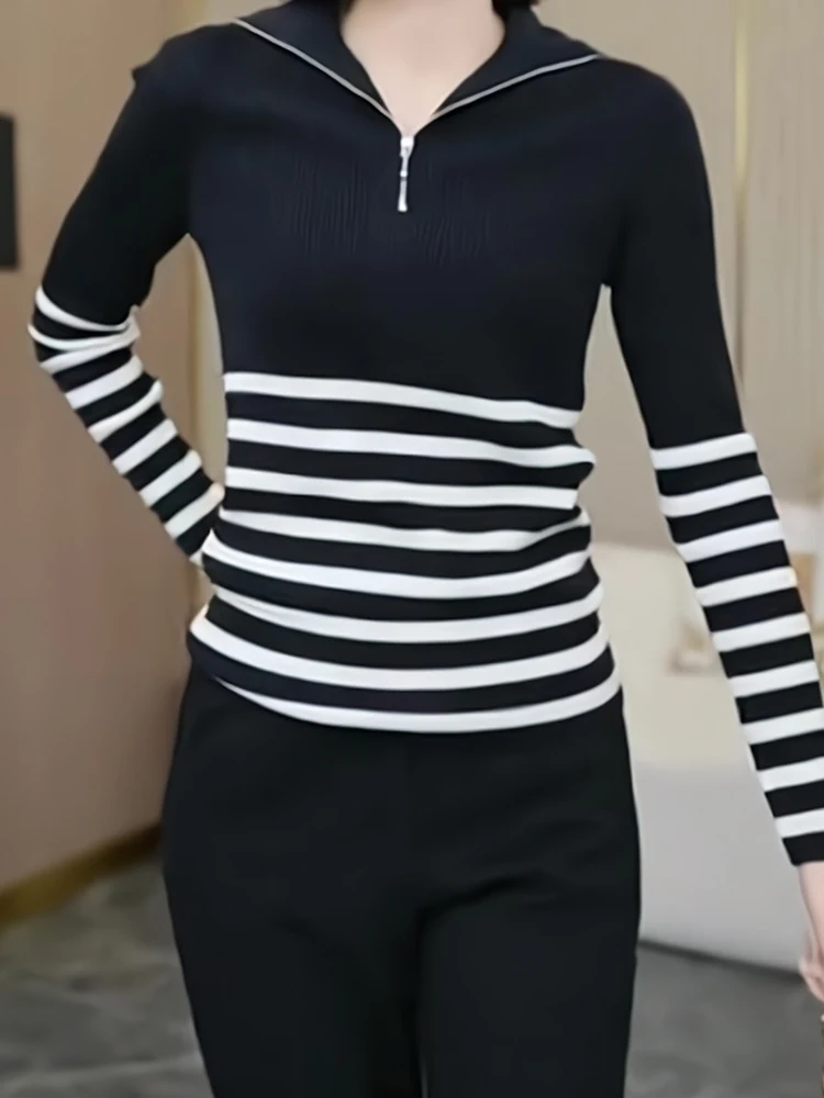 Классический черно-белый свитер с отложным воротником на молнии, женский трикотажный джемпер в полоску, осенне-зимняя новинка, высококачественный свитер
Классический черно-белый свитер с отложным воротником на молнии, женский трикотажный джемпер в полоску, осенне-зимняя новинка, высококачественный свитер