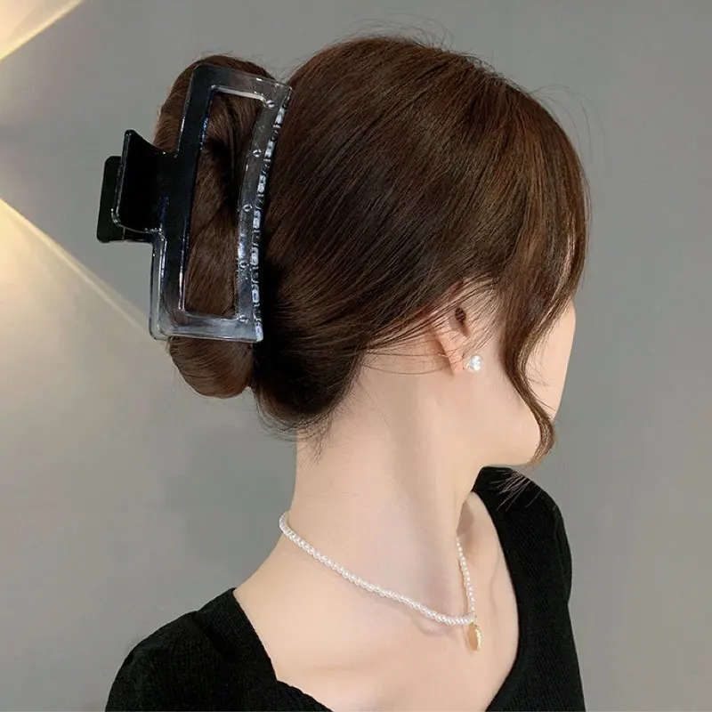 Transparent Gradient Women'S Hair Clips Korean Sweet And Fashionable Vacation Shopping Hair Grab Women'S Hair Accessories 2025
Transparent Gradient Women'S Hair Clips Korean Sweet And Fashionable Vacation Shopping Hair Grab Women'S Hair Accessories 2025