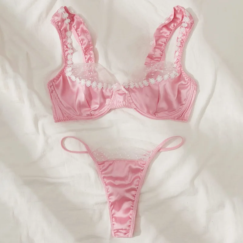 Sweet Pink Satin Lingerie Set Lace Floral Bra Luxury Underwear Bridal Intimate Lingerie Polka Dot Mesh Splicing Sexy Lingerie
Sweet Pink Satin Lingerie Set Lace Floral Bra Luxury Underwear Bridal Intimate Lingerie Polka Dot Mesh Splicing Sexy Lingerie