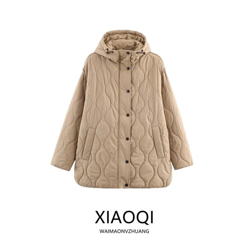 Новое зимнее женское свободное универсальное водонепроницаемое хлопковое пальто с капюшоном, европейское длинное свековое пальто средней длины на молнии
Новое зимнее женское свободное универсальное водонепроницаемое хлопковое пальто с капюшоном, европейское длинное свековое пальто средней длины на молнии