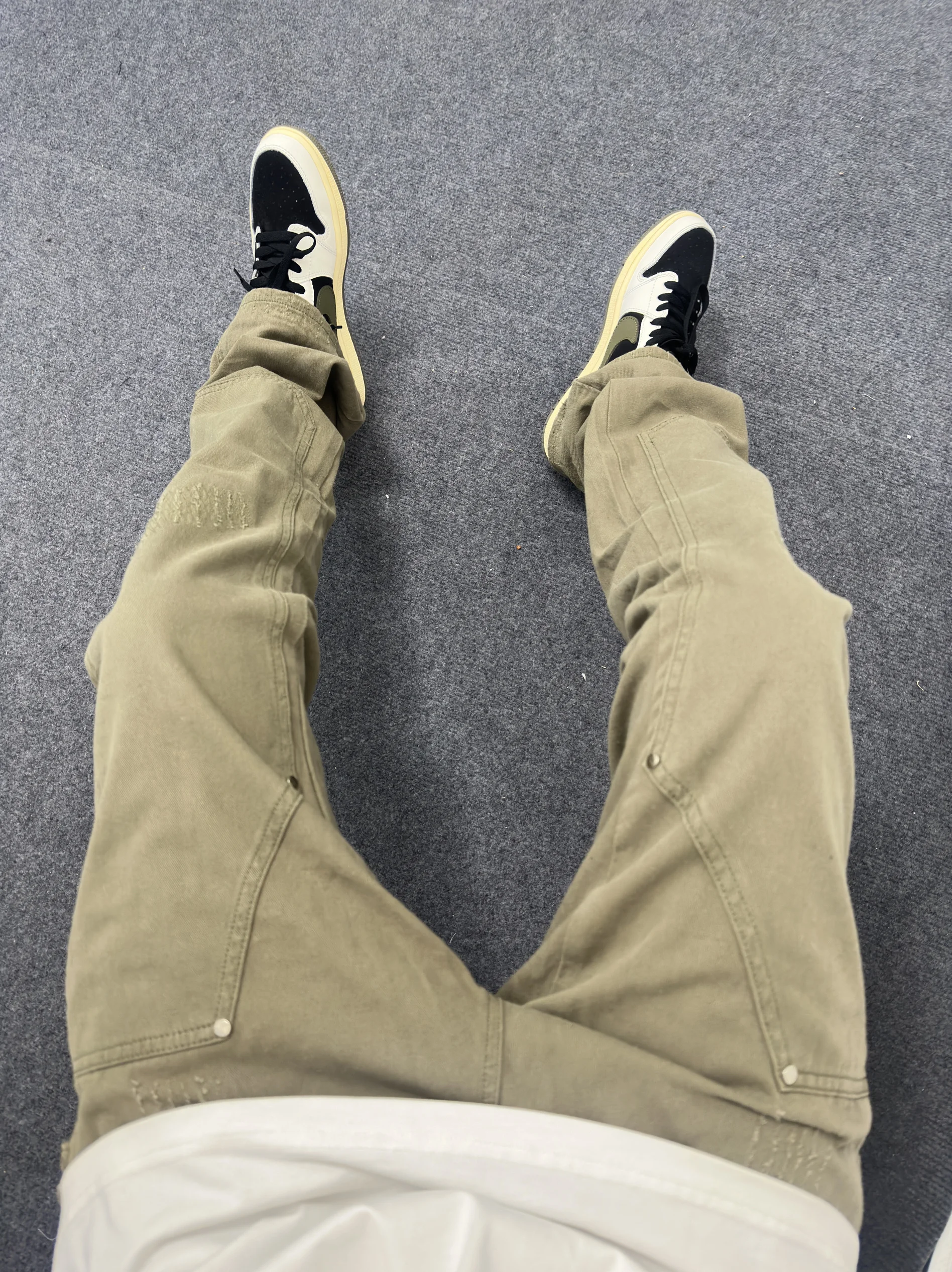 American Retro Cleanf Casual Workwear Loose Versatile Straight Leg Micro Flared Logging Casual Pants High Street Long Pants
American Retro Cleanf Casual Workwear Loose Versatile Straight Leg Micro Flared Logging Casual Pants High Street Long Pants