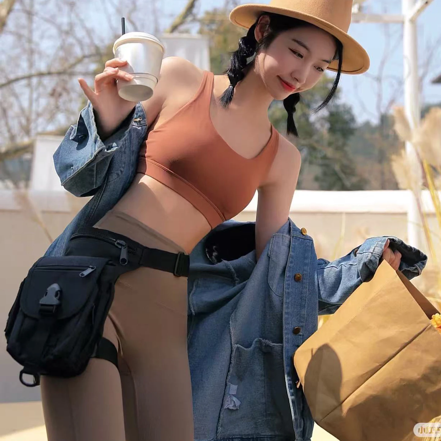 Leg bag women tactical multifunctional Waist Bag Motorcycle Drop Leg Fanny Pack military Belt Phone Pouch Female Shoulder Bag
Leg bag women tactical multifunctional Waist Bag Motorcycle Drop Leg Fanny Pack military Belt Phone Pouch Female Shoulder Bag