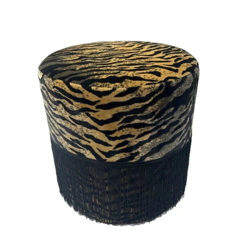 French Retro Cloakroom Shoe Changing Stool Fabric Leopard Print Fringed Round Living Room Home Creative Dressing Stool
French Retro Cloakroom Shoe Changing Stool Fabric Leopard Print Fringed Round Living Room Home Creative Dressing Stool