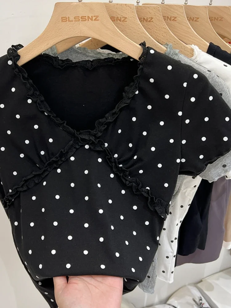 Милый укороченный топ с бантом и бантом, розовые милые футболки с кокеткой, осень-лето, повседневные футболки с v-образным вырезом, женские футболки y2k Aesthetic 2025
Милый укороченный топ с бантом и бантом, розовые милые футболки с кокеткой, осень-лето, повседневные футболки с v-образным вырезом, женские футболки y2k Aesthetic 2025