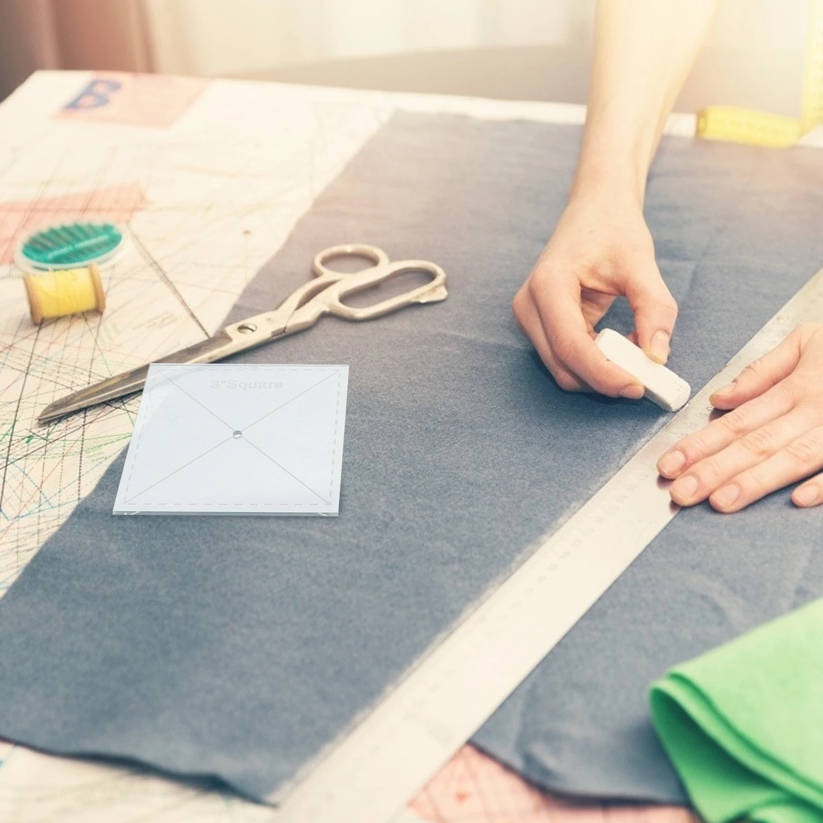 4Pcs Sewing Rulers Set Abrasion-Resistant Quilting Template Lightweight DIY Patchwork Tool for Clothing Fabric Projects
4Pcs Sewing Rulers Set Abrasion-Resistant Quilting Template Lightweight DIY Patchwork Tool for Clothing Fabric Projects