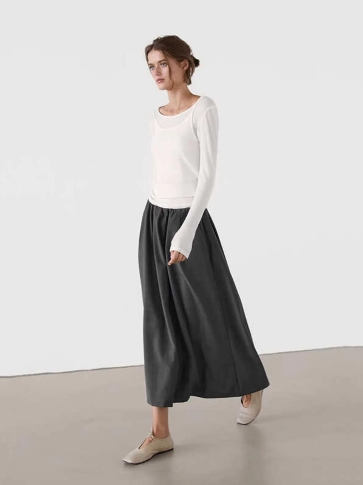 Юбка миди А-силуэта для женщин, модная новинка весны-осени, однотонная, с завышенной талией, удобная для повседневной носки
Юбка миди А-силуэта для женщин, модная новинка весны-осени, однотонная, с завышенной талией, удобная для повседневной носки