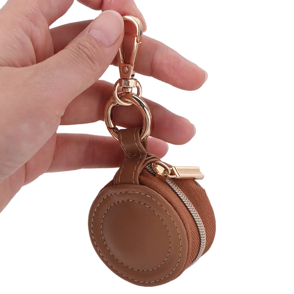Mini Portable Jewelry Storage Bag Round Earring Organizer Storage Case With Keychain Display Minimalist Jewelry Box Travel
Mini Portable Jewelry Storage Bag Round Earring Organizer Storage Case With Keychain Display Minimalist Jewelry Box Travel