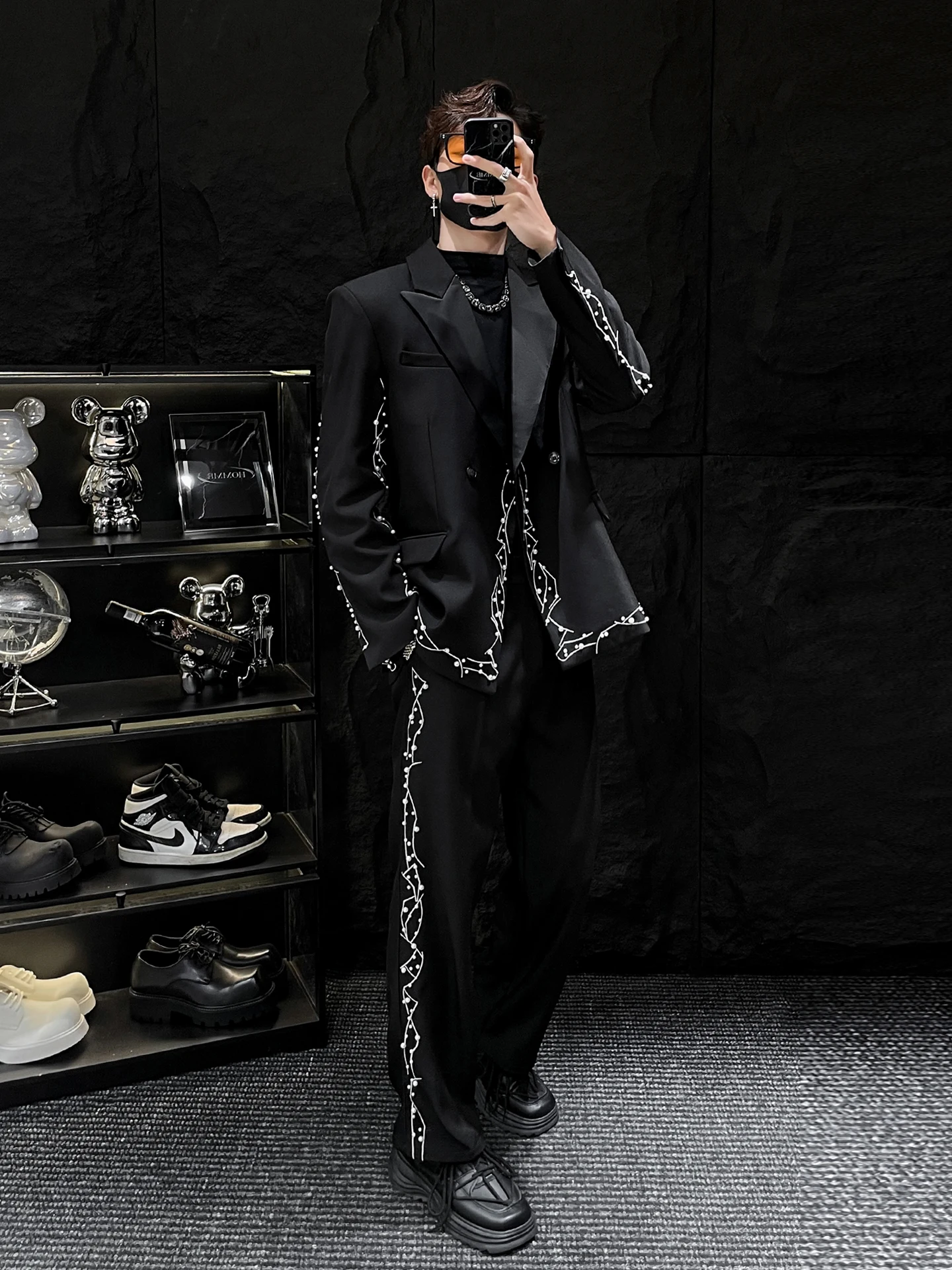 Ele Pearl Embroidery Men's Suit Set Straight Leg Pants Bla Luxury Two-Piece Suit Youth Trend Autumn Season Chinese Brand
Ele Pearl Embroidery Men's Suit Set Straight Leg Pants Bla Luxury Two-Piece Suit Youth Trend Autumn Season Chinese Brand