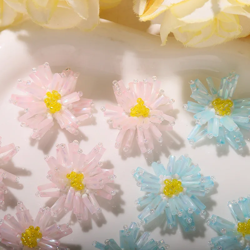 Shoe Charms 1 Piece Transparent Crystal Handmade Seed Bead Daisy Cluster Jelly Clog Decoration Korean Princess Fresh Summer
Shoe Charms 1 Piece Transparent Crystal Handmade Seed Bead Daisy Cluster Jelly Clog Decoration Korean Princess Fresh Summer