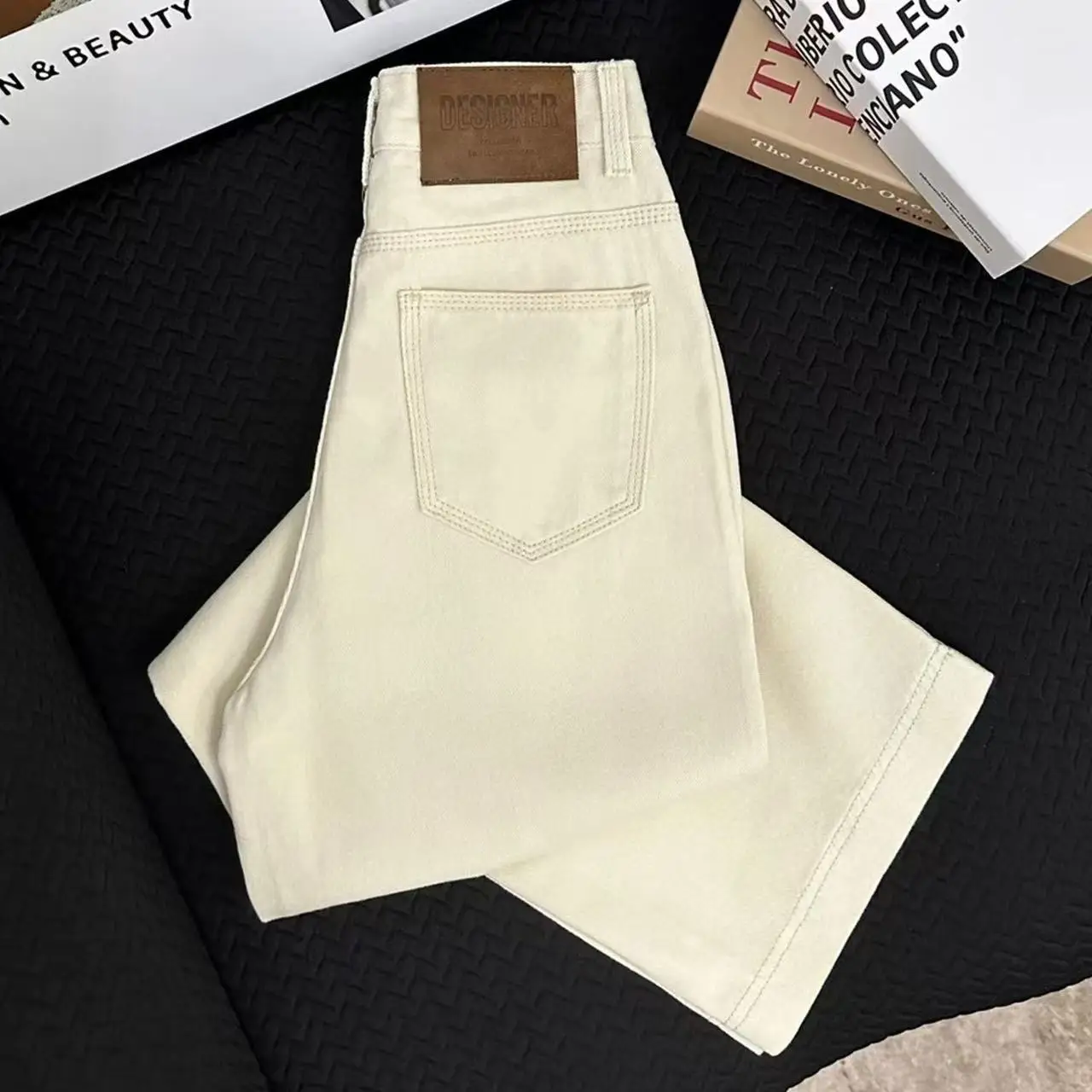 Beige narrow-fit thin wide-leg jeans for women, new spring-summer high-waisted drapey straight pants for petite women,
Beige narrow-fit thin wide-leg jeans for women, new spring-summer high-waisted drapey straight pants for petite women,