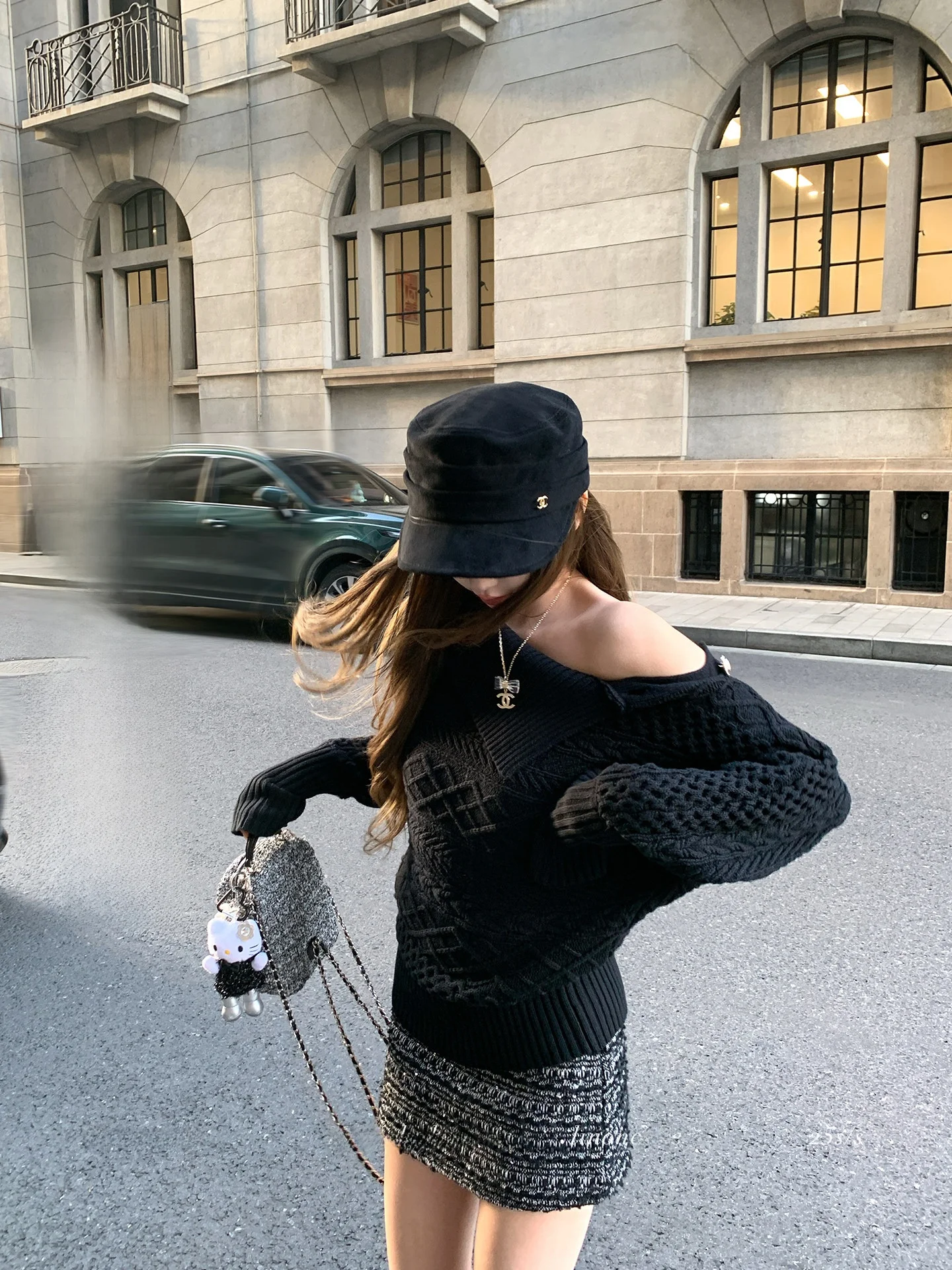 Romantic LIONE Balman Knitted Sweater oulder Bared Waist Cinched Twist Long Sve Women's Faion Autumn Winter 2025
Romantic LIONE Balman Knitted Sweater oulder Bared Waist Cinched Twist Long Sve Women's Faion Autumn Winter 2025