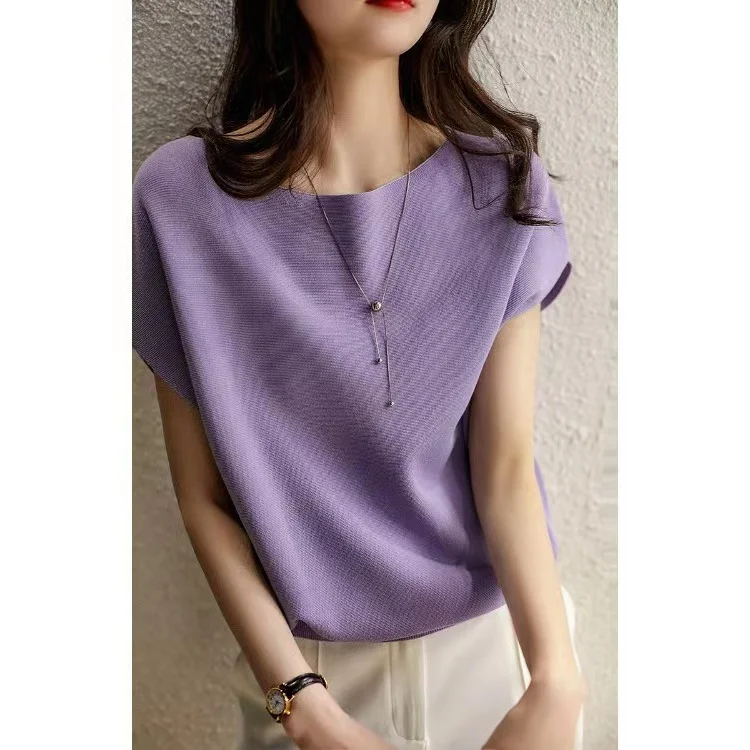 Fashion ice silk knit short sleeve women's summer round collar cotton thread half sleeve cotton and linen loose T-shirt
Fashion ice silk knit short sleeve women's summer round collar cotton thread half sleeve cotton and linen loose T-shirt