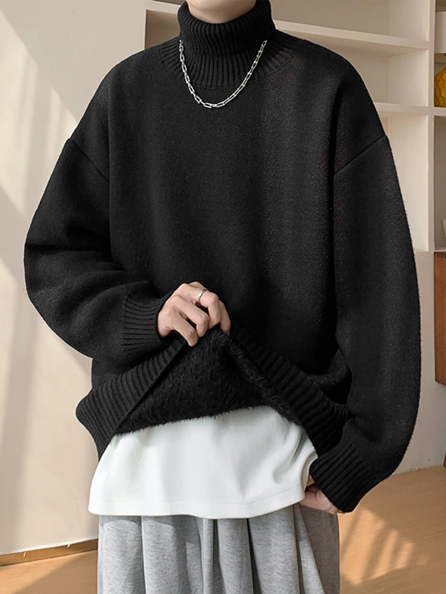 Мужской свитер в американском ретро-стиле с высоким воротом, осенне-зимний, модный, плотный, теплый, удобный, повседневный, вязаный, в стиле кэжуал
Мужской свитер в американском ретро-стиле с высоким воротом, осенне-зимний, модный, плотный, теплый, удобный, повседневный, вязаный, в стиле кэжуал