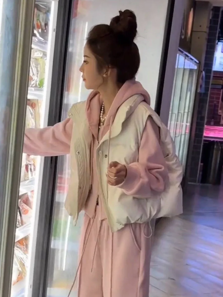 Fashionable Stand Collar down Vest Women's Loose Short Style White Duck down Jacket Outerwear for Autumn And Winter
Fashionable Stand Collar down Vest Women's Loose Short Style White Duck down Jacket Outerwear for Autumn And Winter