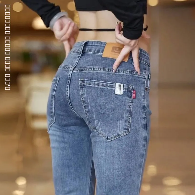 Early Autumn New Style Light Blue Jeans Korean Version Slim Fit Casual Washed Straight Leg Long Pants for Men Fashionable Urb...
Early Autumn New Style Light Blue Jeans Korean Version Slim Fit Casual Washed Straight Leg Long Pants for Men Fashionable Urb...