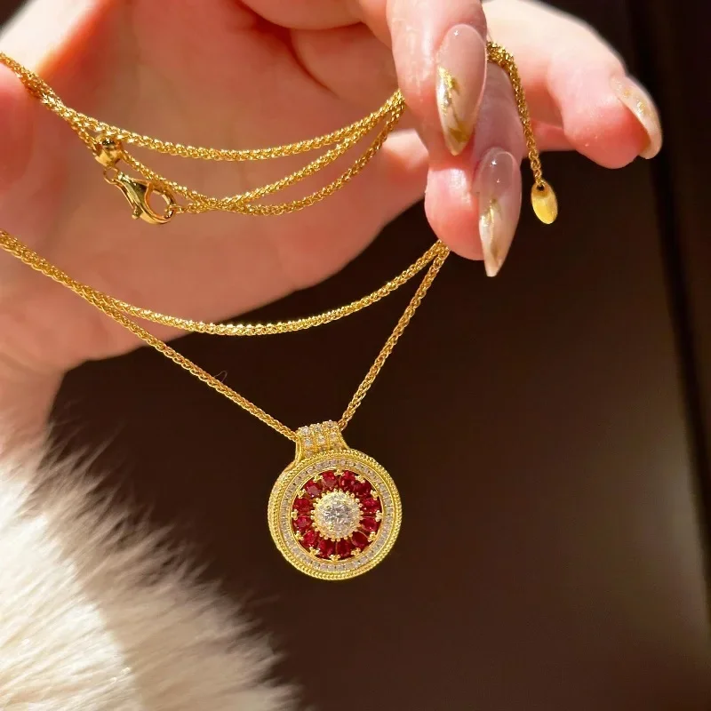 Vintage double-sided ruby rose flower necklace charm Chinese style exquisite and High quality red collar chain wedding jewelry
Vintage double-sided ruby rose flower necklace charm Chinese style exquisite and High quality red collar chain wedding jewelry