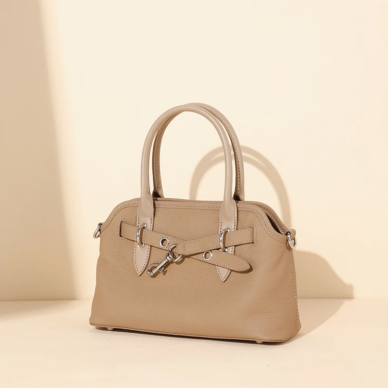 Ladies Cowhide Shoulder Bag Women's Cow Genuine Leather Handbags Female Fashion Retro Luxury Designer Crossbody Bags for Lady
Ladies Cowhide Shoulder Bag Women's Cow Genuine Leather Handbags Female Fashion Retro Luxury Designer Crossbody Bags for Lady