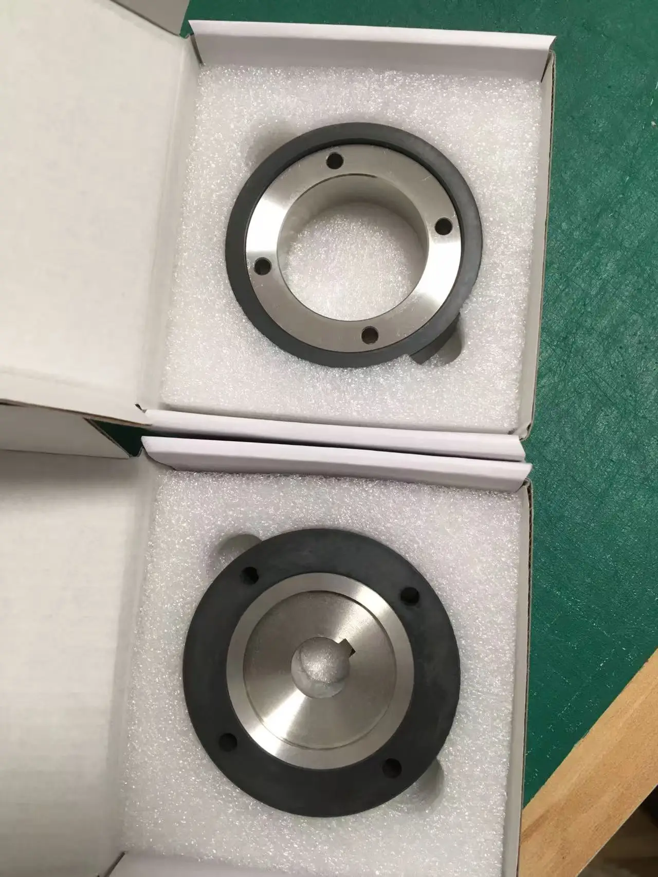 1PCS Pinch roller F413/F414,A290-8112-X382,A290-8112-X383,Ceramics Feed roller (black/white) apply for Fanuc machine
1PCS Pinch roller F413/F414,A290-8112-X382,A290-8112-X383,Ceramics Feed roller (black/white) apply for Fanuc machine