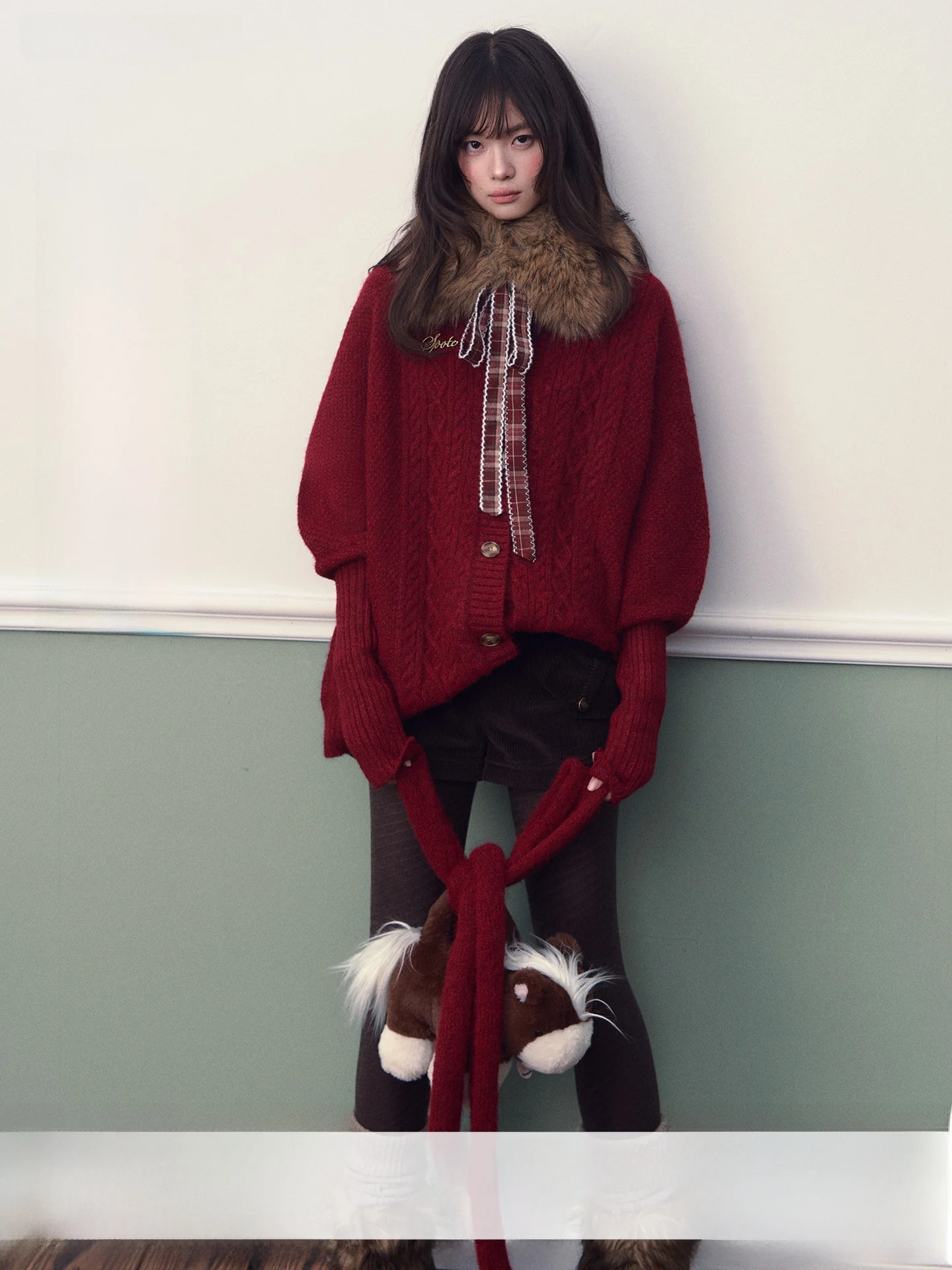 Retro Sle Knitted Sweater with Fur Collar Batwing Sves Red Knot New Year Women's Outerwear Soft Medium Polyester
Retro Sle Knitted Sweater with Fur Collar Batwing Sves Red Knot New Year Women's Outerwear Soft Medium Polyester