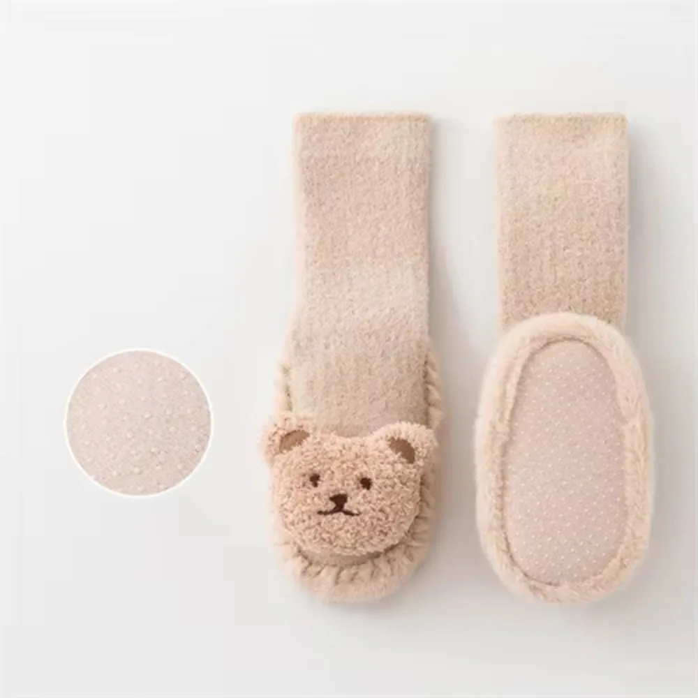 New Autumn Winter Infant Shoes Anti-slip Cartoon Bear Walking Socks Shoe Leather Sole Warm Kids Floor Socken For Newborn Baby
New Autumn Winter Infant Shoes Anti-slip Cartoon Bear Walking Socks Shoe Leather Sole Warm Kids Floor Socken For Newborn Baby