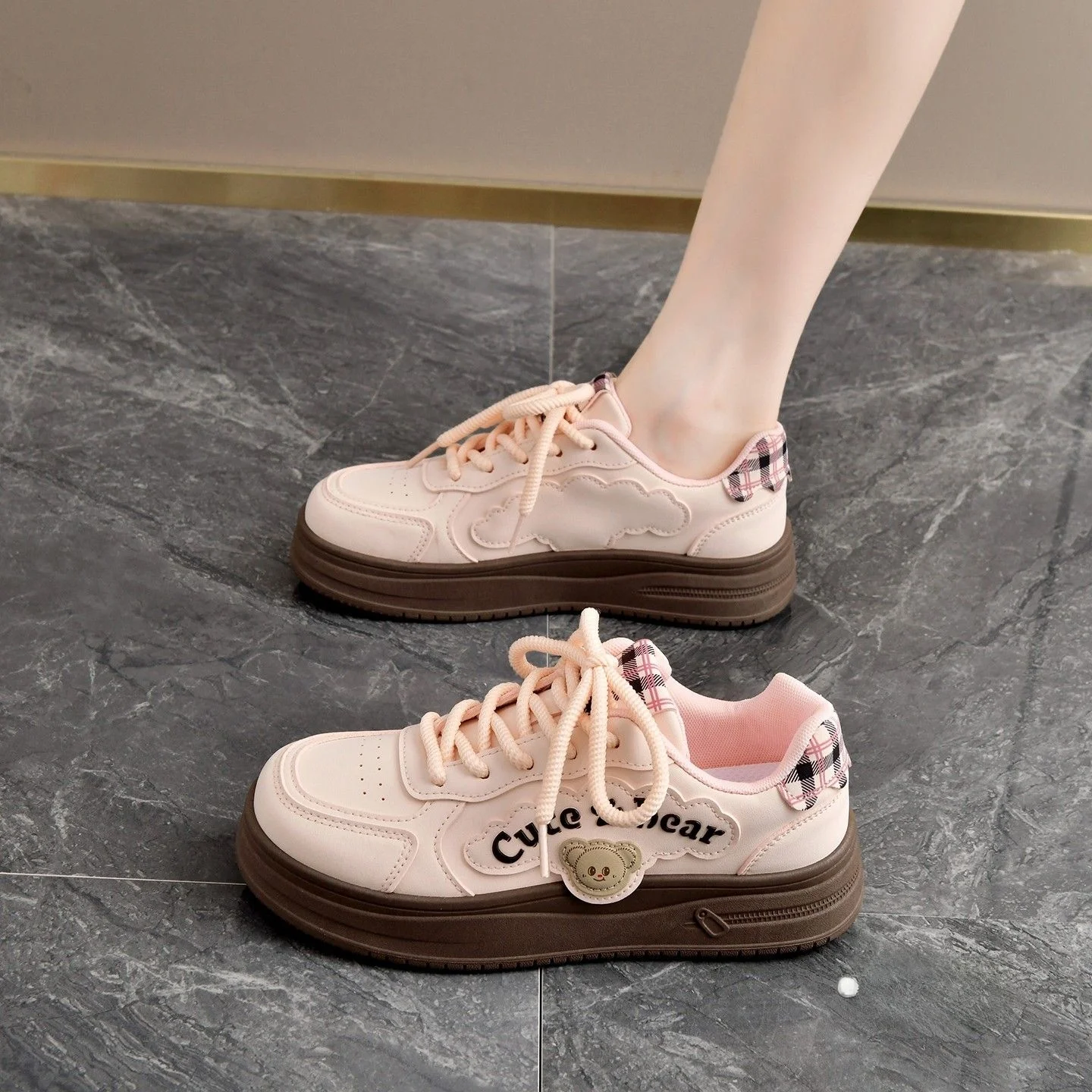 Pink Thick Bottom Bread Shoes Women's Korean Style Autumn New Chic Design Board Shoes Cute Sport White Shoes
Pink Thick Bottom Bread Shoes Women's Korean Style Autumn New Chic Design Board Shoes Cute Sport White Shoes