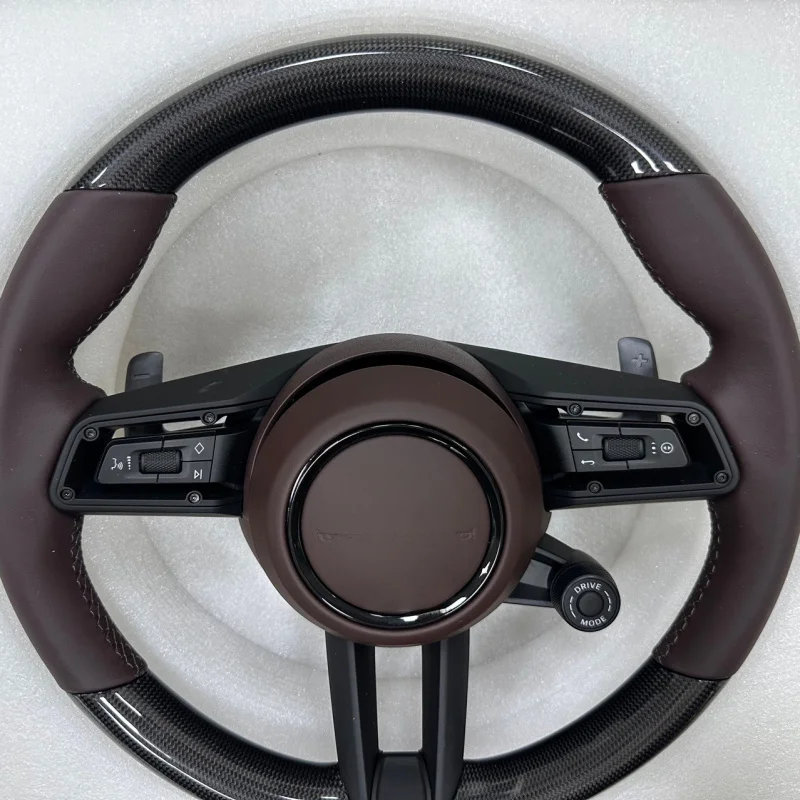 For Porsche Panamera/Cayenne/Macan/Cayman/718/911 Modified Steering Wheel
For Porsche Panamera/Cayenne/Macan/Cayman/718/911 Modified Steering Wheel