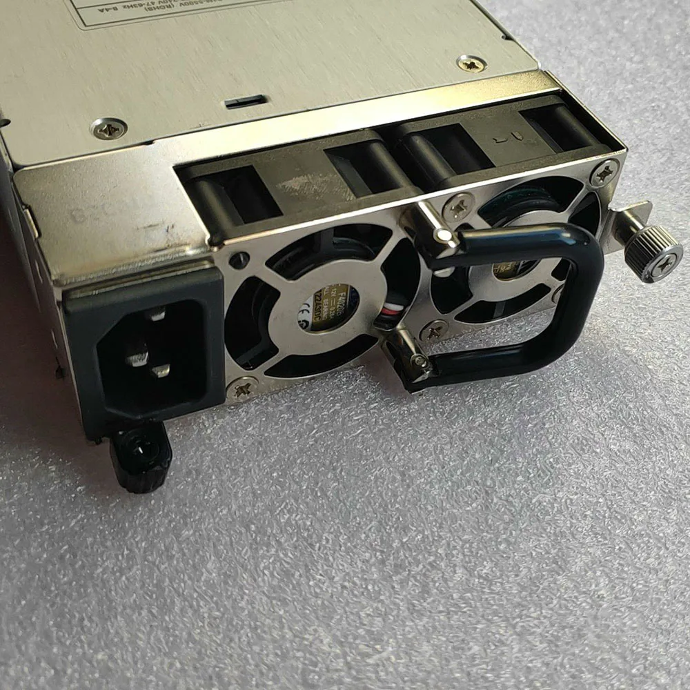 500 Вт S1M-5500V резервный модуль питания серверного дискового шкафа
500 Вт S1M-5500V резервный модуль питания серверного дискового шкафа