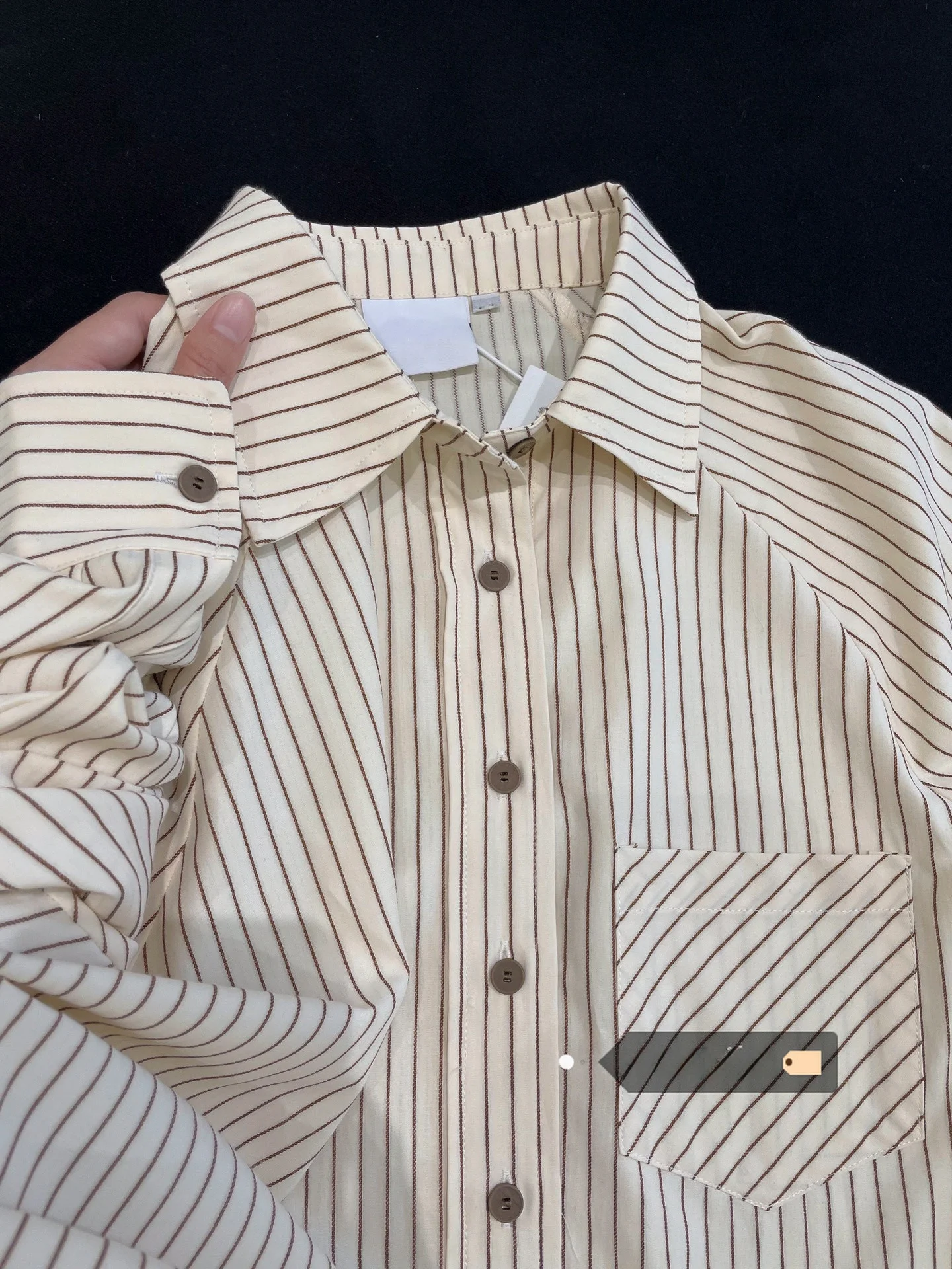 Полосатая рубашка с длинным рукавом: шикарный женский дизайн, осенняя модная новинка во французском стиле, свободный крой, с пуговицами, защита от сминания
Полосатая рубашка с длинным рукавом: шикарный женский дизайн, осенняя модная новинка во французском стиле, свободный крой, с пуговицами, защита от сминания