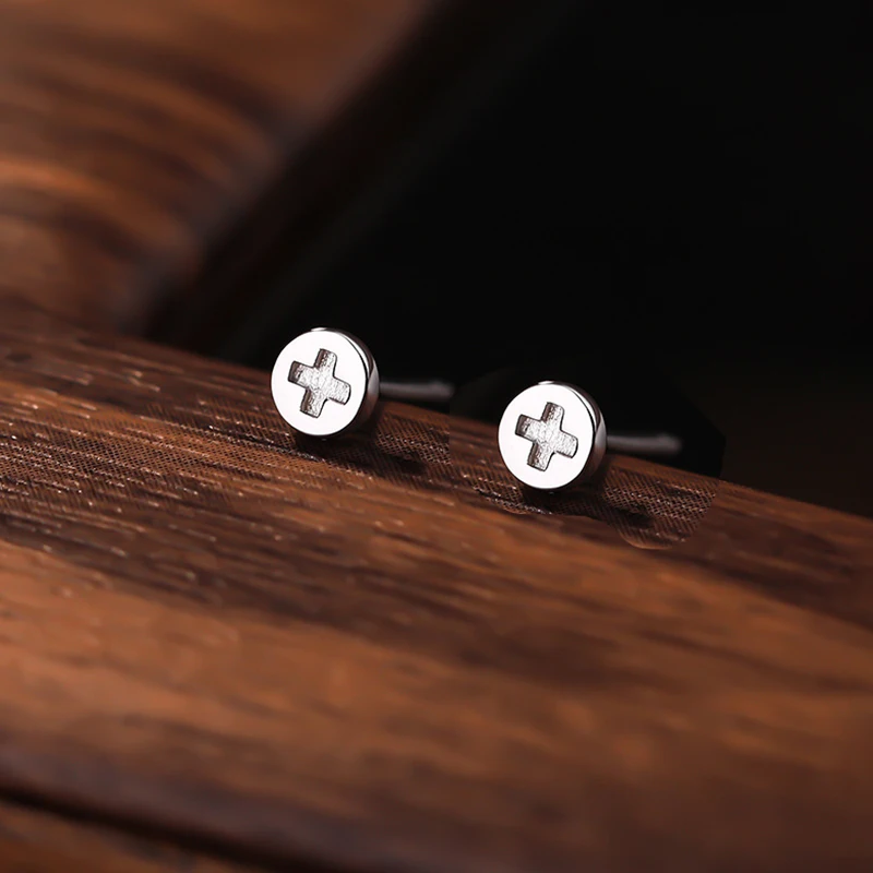 SOFTPIG Real 925 Sterling Silver Cross Round Mini Stud Earrings for Women Fine Jewelry Ear Hole Care Minimalist Accessories
SOFTPIG Real 925 Sterling Silver Cross Round Mini Stud Earrings for Women Fine Jewelry Ear Hole Care Minimalist Accessories