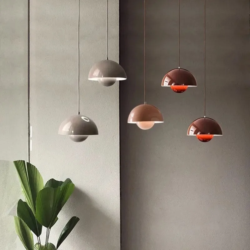 Hot Selling Modern European Style Bedroom Living Room Dining Room High-end Bud Lamp Small Exquisite and Beautiful Chandelier
Hot Selling Modern European Style Bedroom Living Room Dining Room High-end Bud Lamp Small Exquisite and Beautiful Chandelier